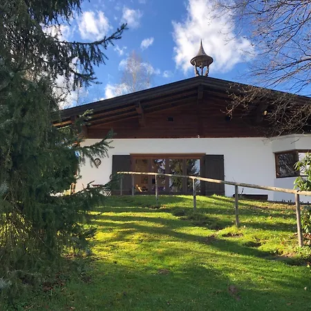 Nyaraló Haus Am Berg *