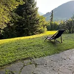 Haus Am Berg Nyaraló