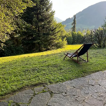 Haus Am Berg Tatil Evi